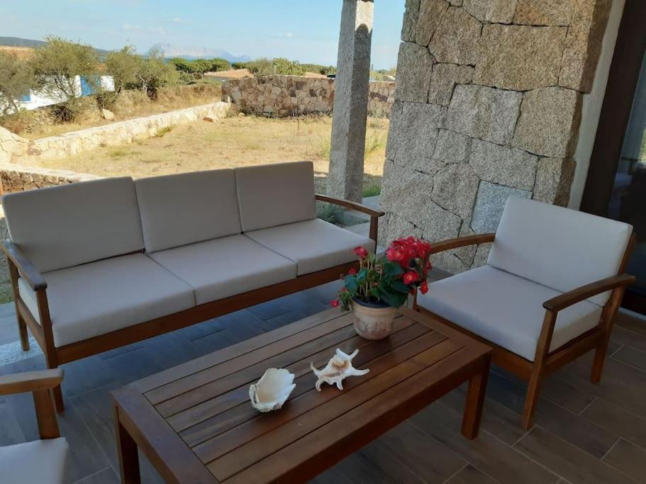 Villa Indipendente Al Mare Budoni Tanaunella Eksteriør billede
