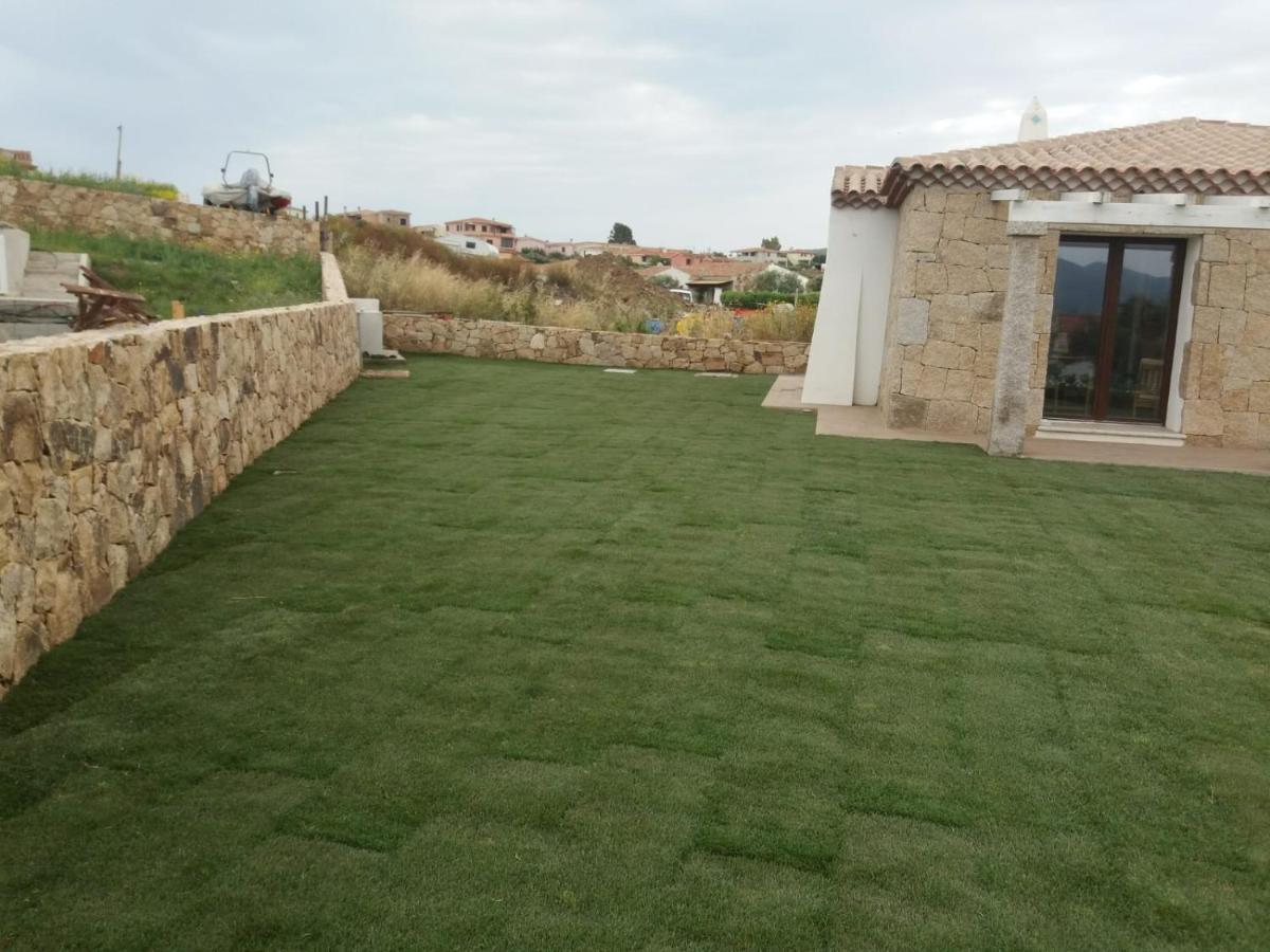 Villa Indipendente Al Mare Budoni Tanaunella Eksteriør billede