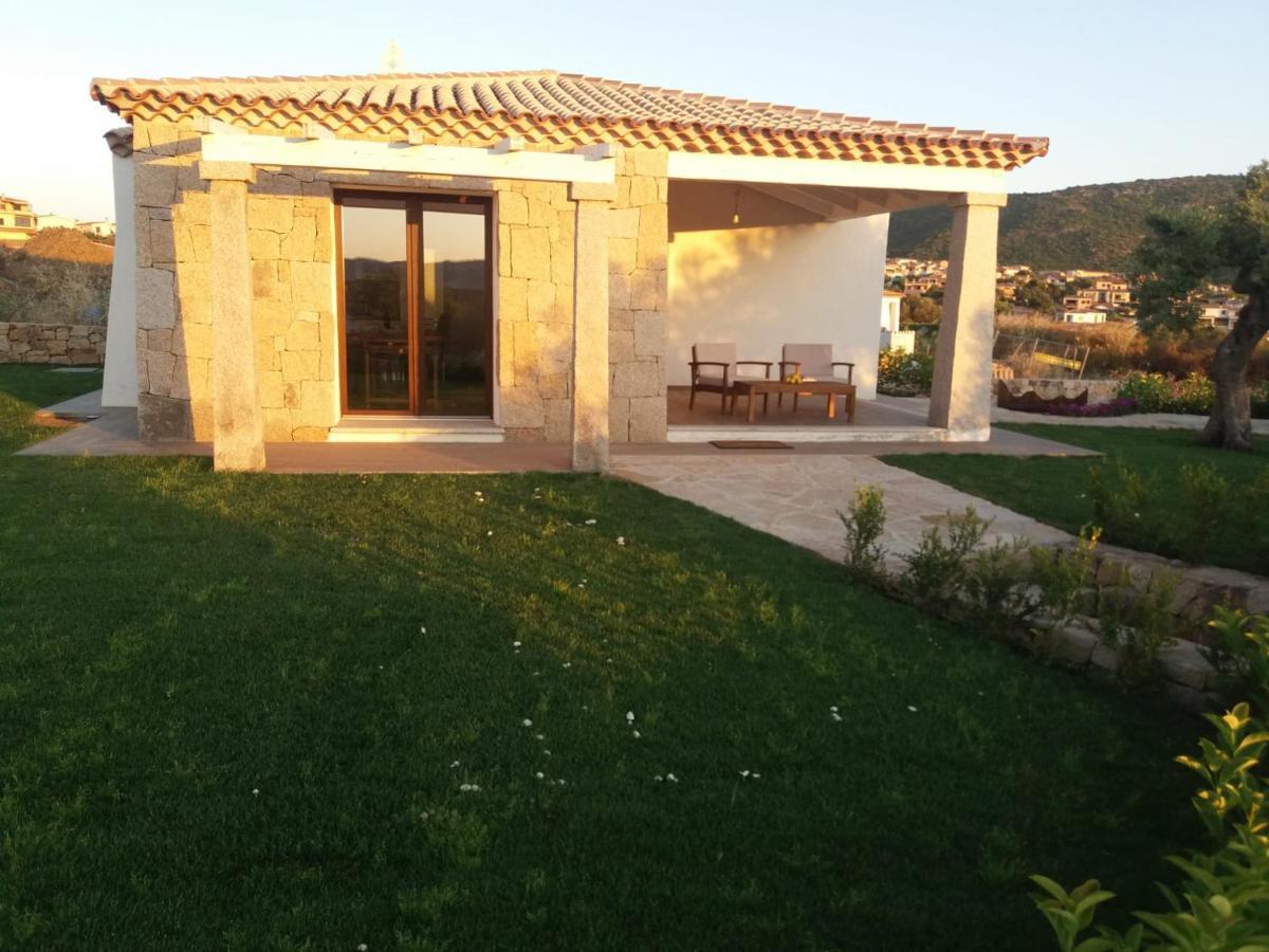 Villa Indipendente Al Mare Budoni Tanaunella Eksteriør billede
